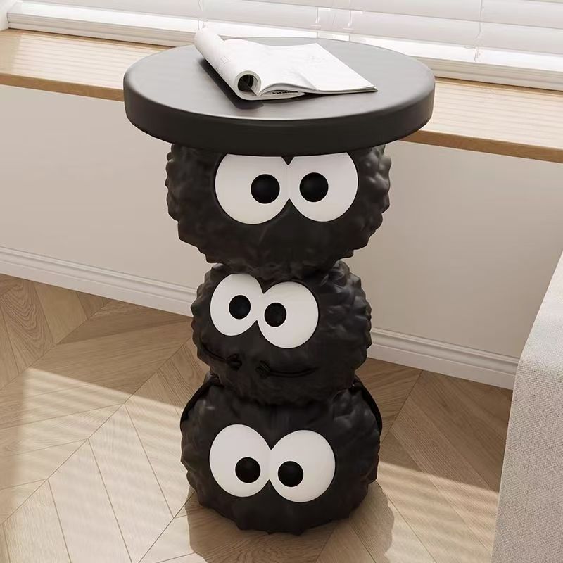Creative cartoon coal ball light luxury floor-standing large ornament, living room TV cabinet, sofa, children's decoration, housewarming gift